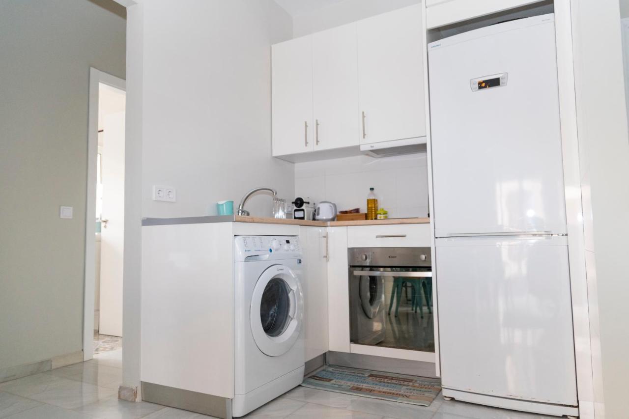 Apartamento Melina Arlu - Barrio La Victoria Málaga Eksteriør billede