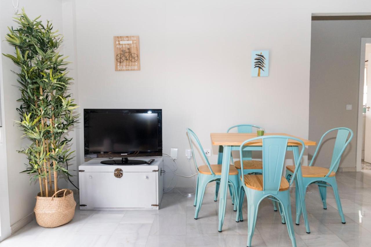 Apartamento Melina Arlu - Barrio La Victoria Málaga Eksteriør billede